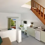 Di 3*