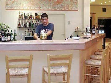 Di 3* לינדוס
