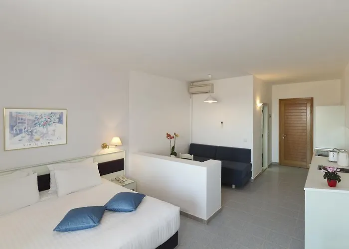 Di Hotel 3*