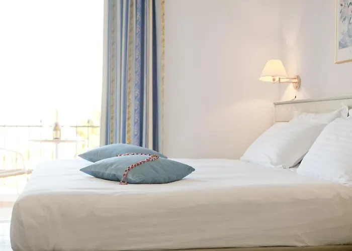 Hotel Di 3*