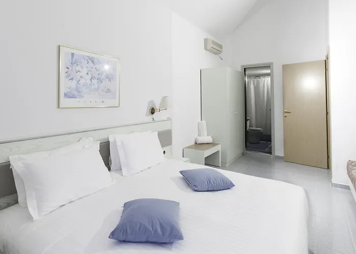 Hotel Di 3*